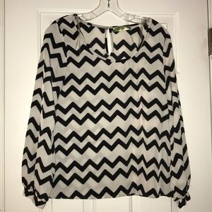 Francesca’s Chevron Blouse S
